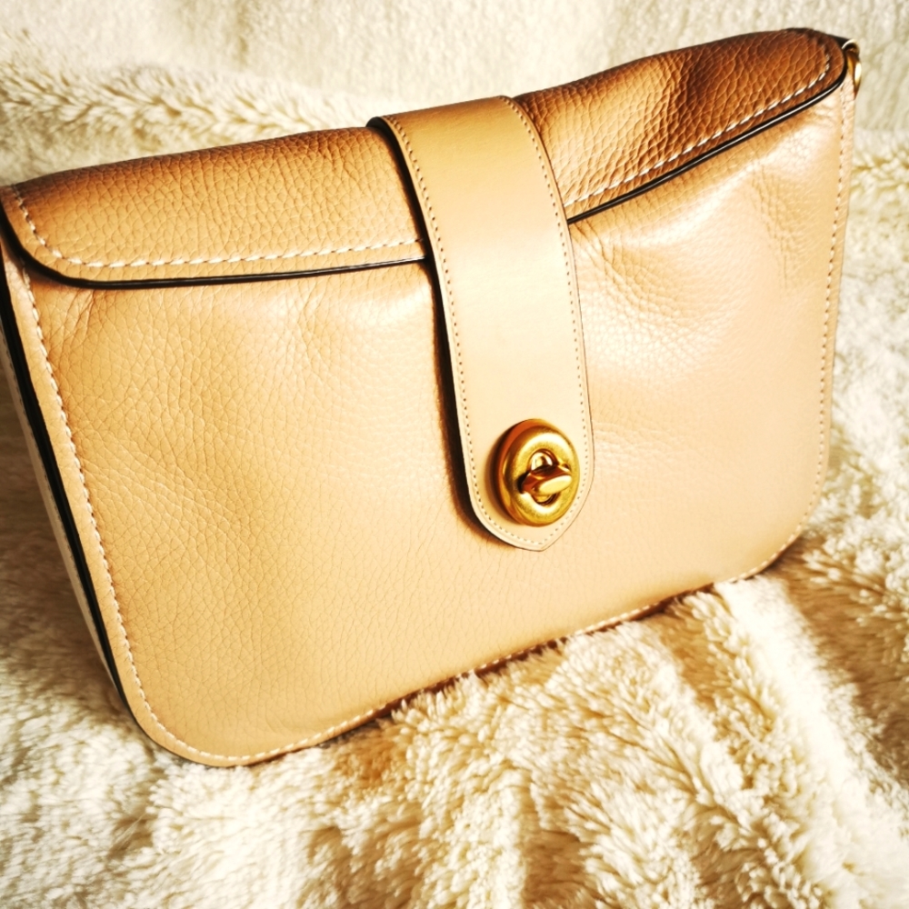 Page 27 Colour Block Leather Bag
